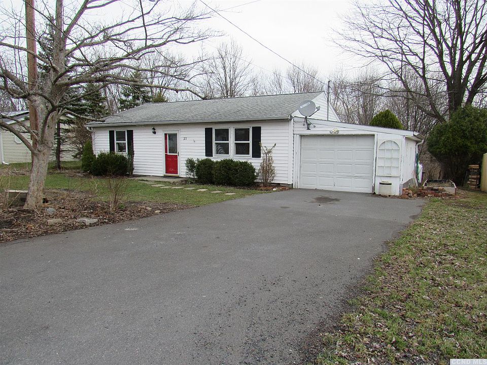1st image of 23 Wayne Dr