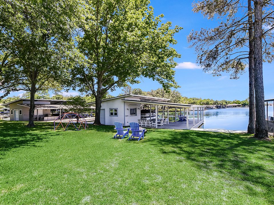 1st image of 219 Chaparral Dr