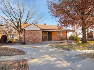 2170 S Old Manor Rd, Wichita, KS 67218