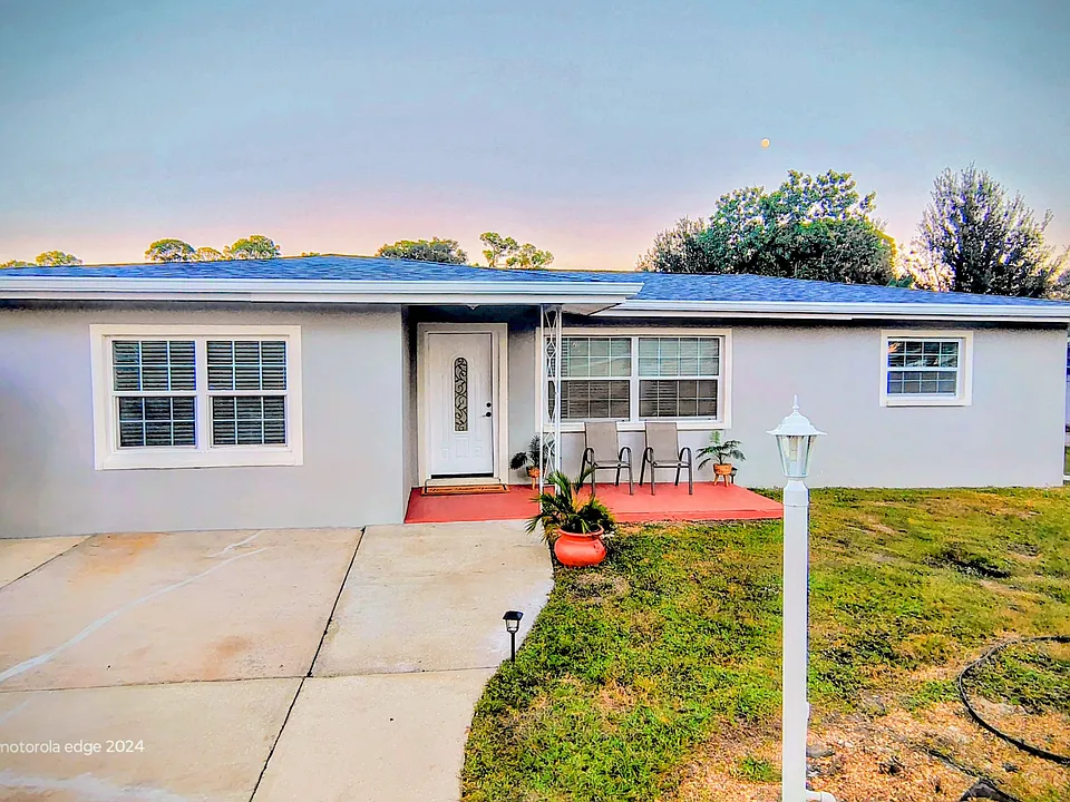 1816 Sandra Blvd