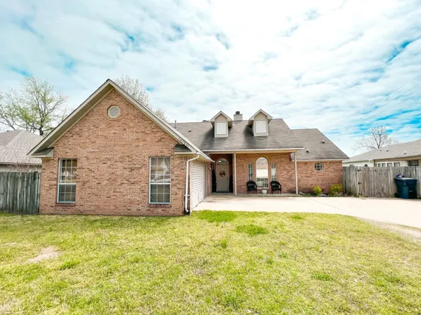 5016 Wakefield Dr, Jonesboro, AR 72404