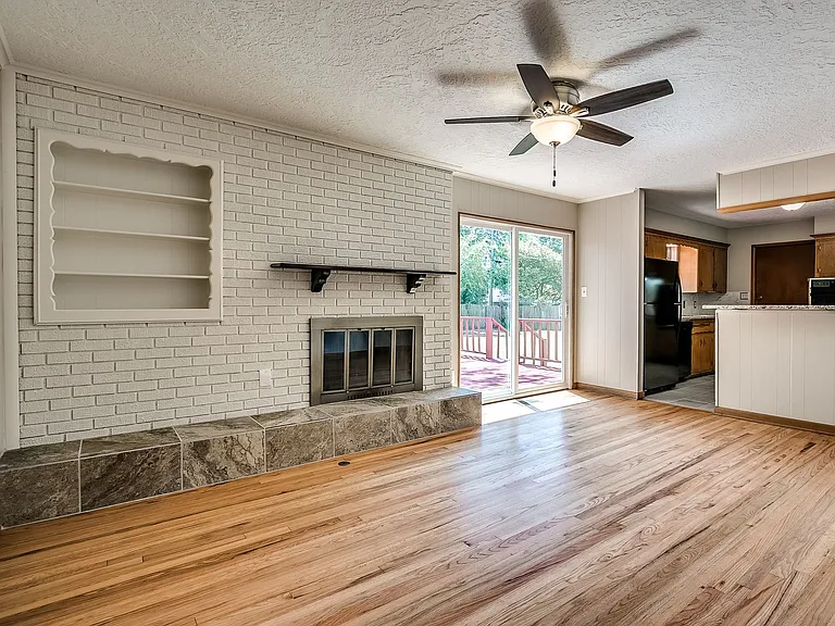 908 Birch Dr — Photo 11