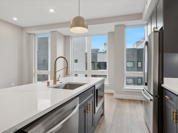 1626 Ridge Ave #B209