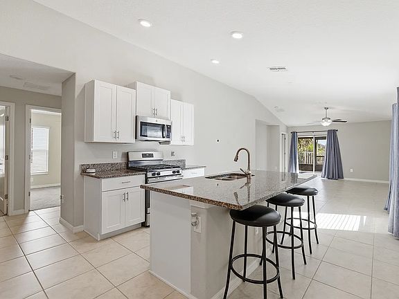 4th image of 5161 White Chicory Dr
