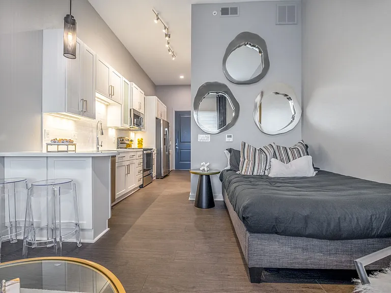 The Pointe North Hills — Photo 45