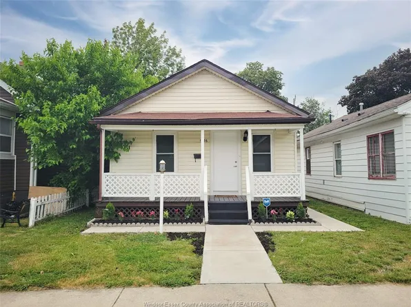 1626 Albert Rd, Windsor, ON N8Y 3R5