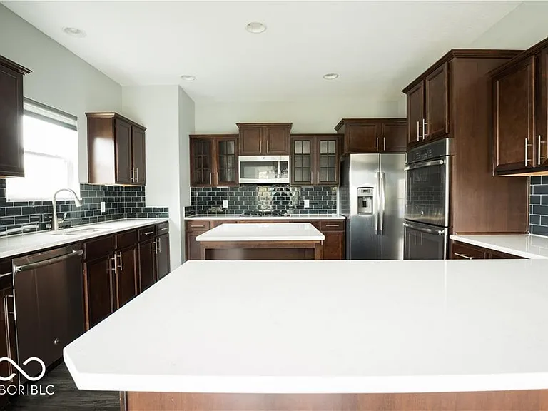 15665 Eastpark Dr — Photo 15