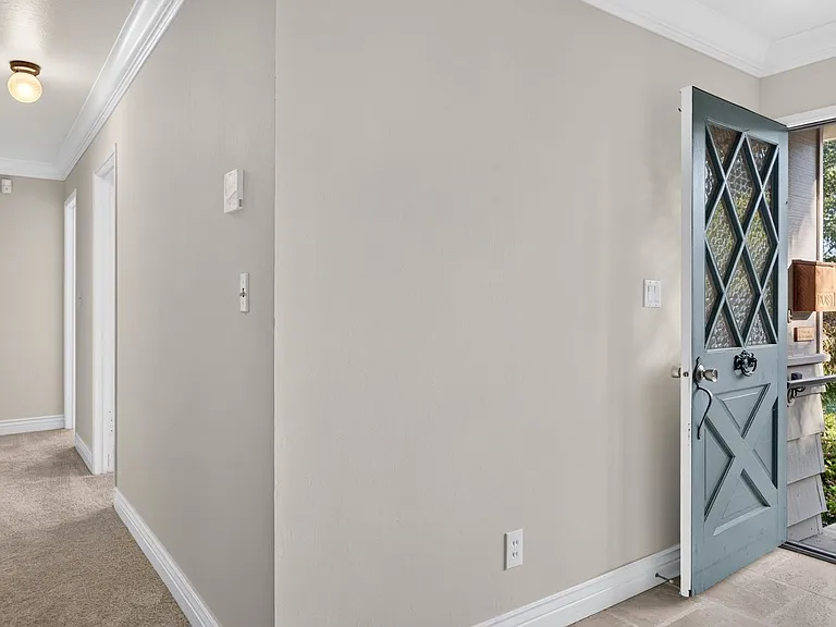 1214 Kilarney Ln — Photo 19