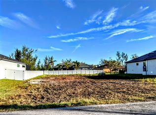 3801 SW 3rd Ter, Cape Coral, FL 33991