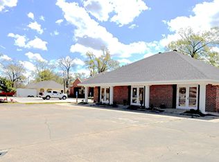3813 Maplewood Dr, Sulphur, LA 70663