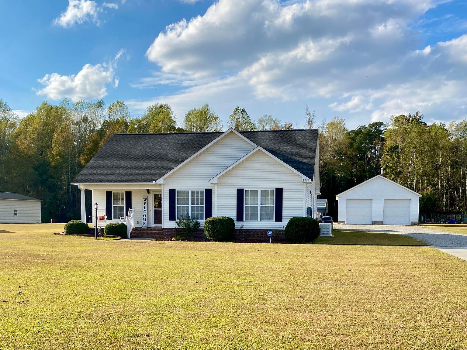 2797 Ivy Road, Greenville, NC 27858 Zillow