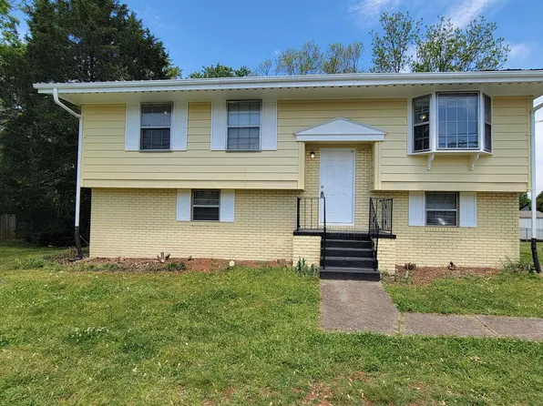 3814 Mastin Lake Rd NW, Huntsville, AL 35810