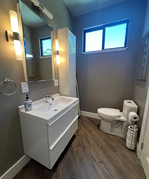 657 Balboa Way #B — Photo 5