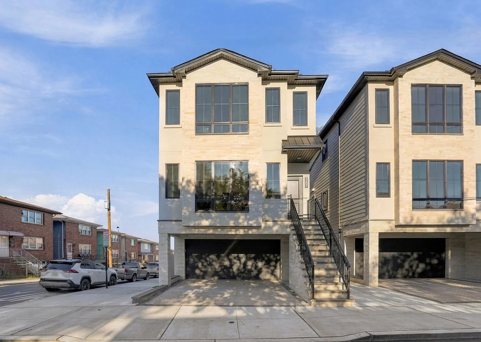 7201 Cottage Ave — Photo 1