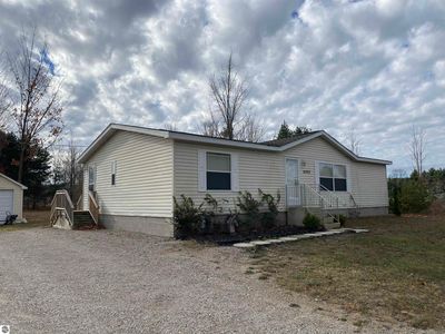 4293 N Norton Rd, Grawn, MI, 49637