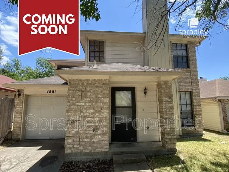 4801 Stone Ridge Dr — Photo 1