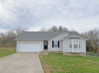 731 Shetland Dr, Oak Grove, KY 42262