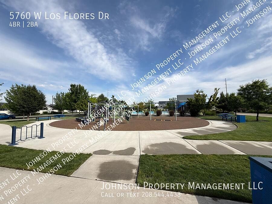 2nd image of 5760 W Los Flores Dr