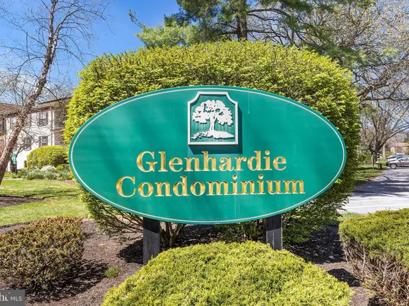 190 Drummers Ln #190, Wayne, PA 19087