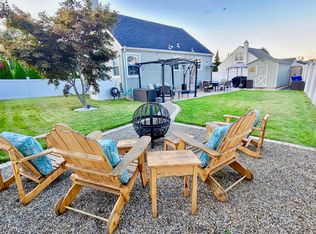 88 Elizabeth Pl, Totowa, NJ