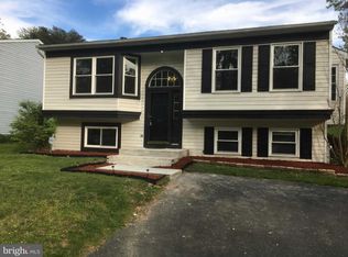 25 Heavrin Ct, Nottingham, MD 21236