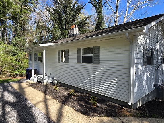 3rd image of 120 Taylor Rd