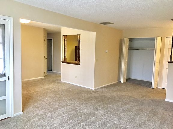 3rd image of 1355 Mar Del Dr APT 7