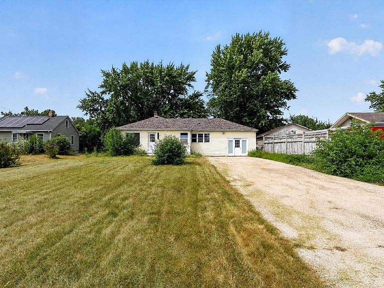 Listing photo 5