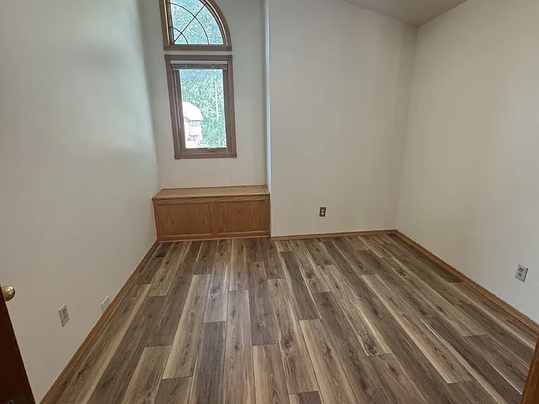 2126 E Country View Dr — Photo 18