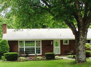 101 Coleman Dr, Beaver, PA 15009