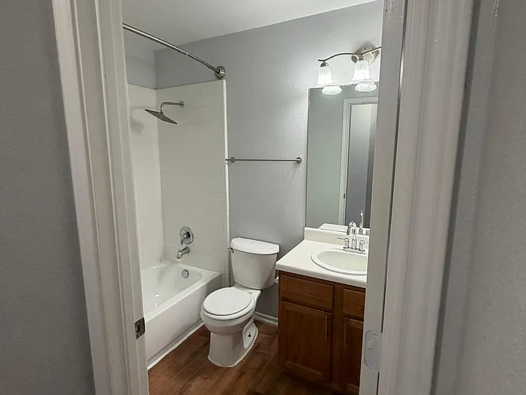 7615 Equinox Hl — Photo 18