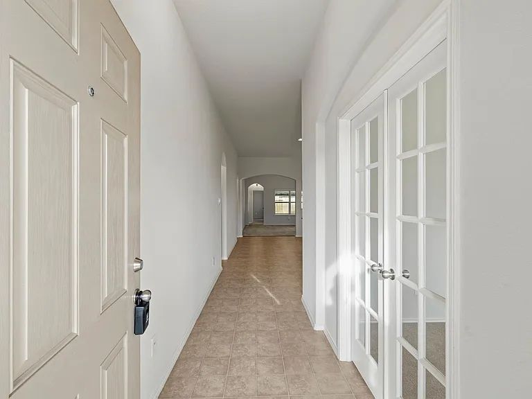 3410 Golden Amber Ct — Photo 3