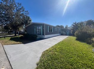 6200 99th St #162, Sebastian, FL 32958