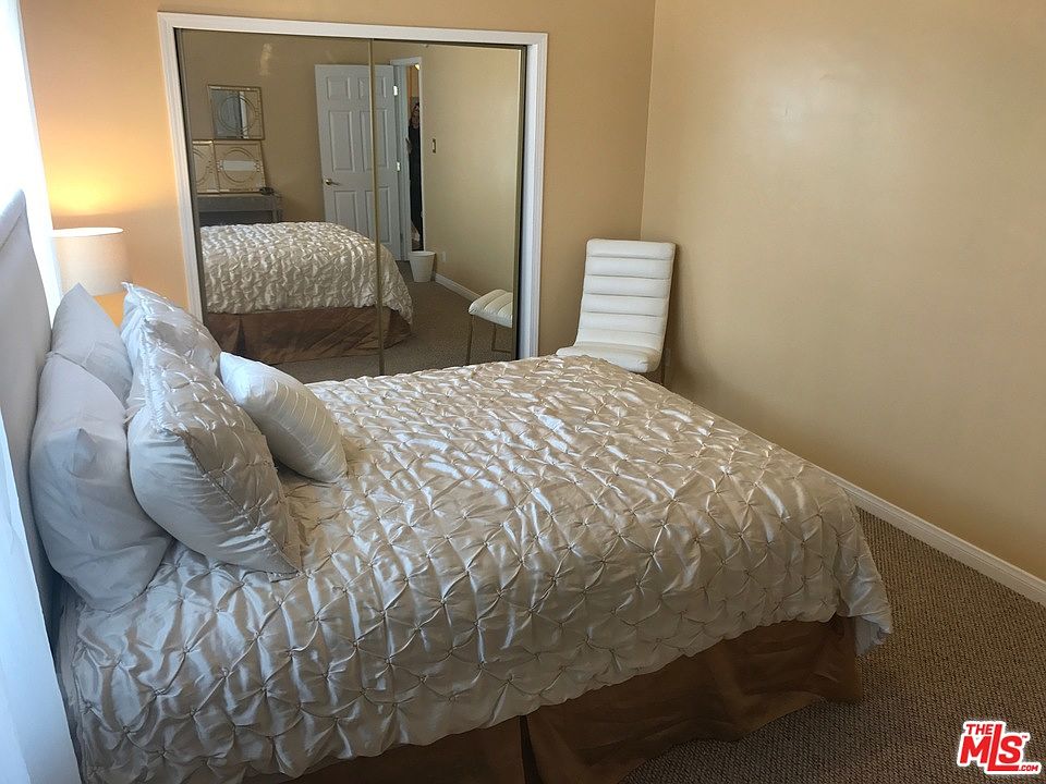 2nd image of 1445 S Hayworth Ave APT 1