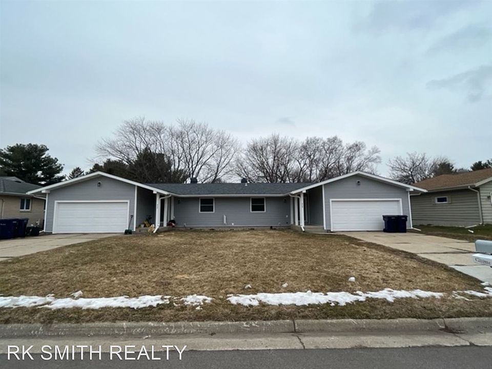 1st image of 929 Suffolk Dr