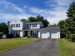 7 Pheasant Run, Waterford, NY 12188