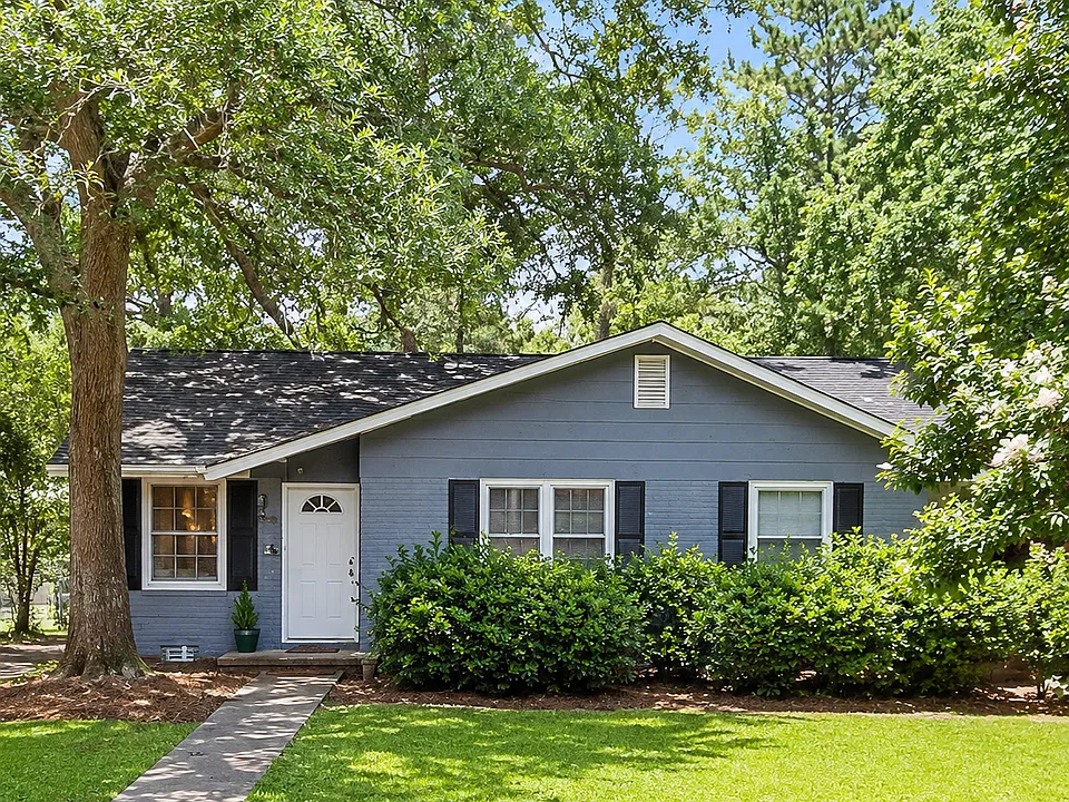 1275 Belmont Ct