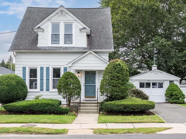 502 Lakeview Avenue, Rockville Centre, NY 11570