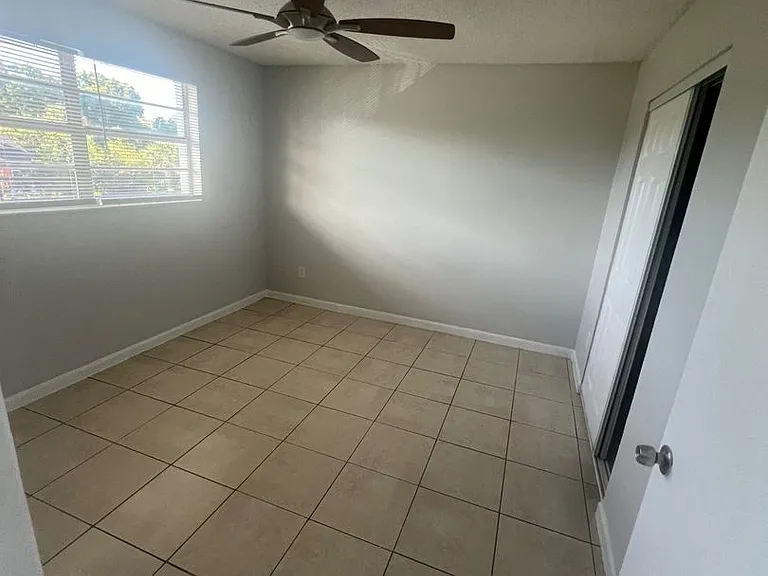 3206 Louisiana Ave — Photo 8
