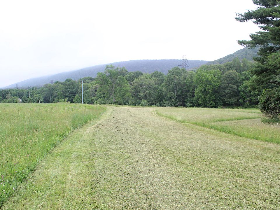 2nd image of Knob Mountain Rd