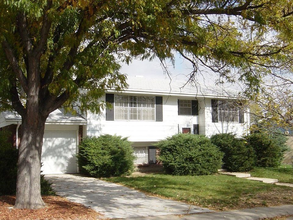 For Sale: 15373 East 10th Avenue, Aurora, Colorado 80011