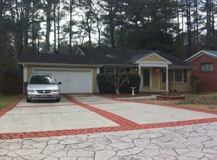 3958 Green Oak Dr, Doraville, GA 30340