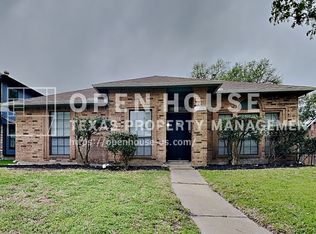 2914 Dukeswood Dr, Garland, TX 75040
