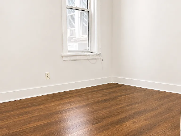 2277 Steinway St #A — Photo 2