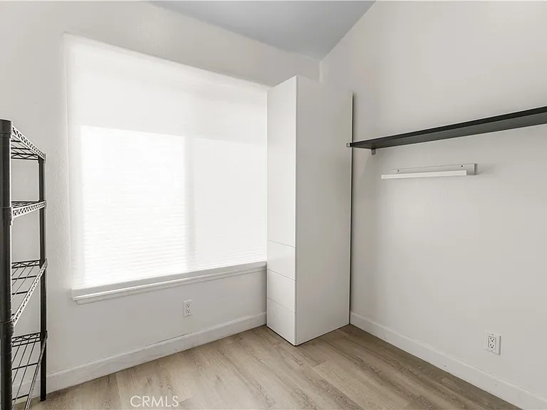 1532 Windsor Ln — Photo 10