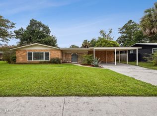 8402 Sanlando Ave, Jacksonville, FL 32211