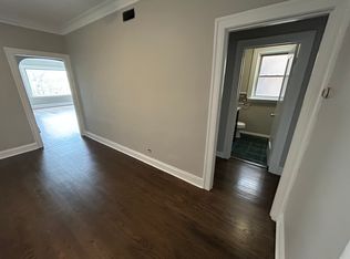 8009 S Kingston Ave #2, Chicago, IL 60617