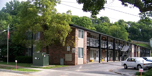 Ellis Apartments Photo 1