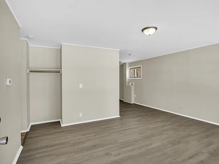 1101 N McKinley Ave — Photo 7