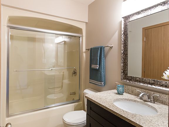 4th image of 406 Grande Dr Unit C